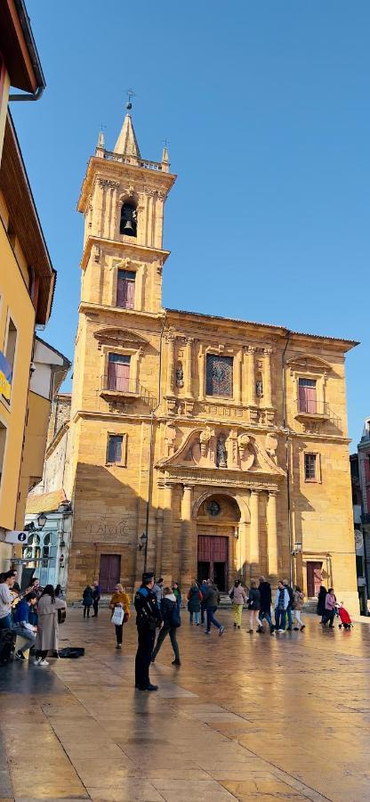 Piso En El Emblematico Barrio Antiguo De Oviedo Exterior foto