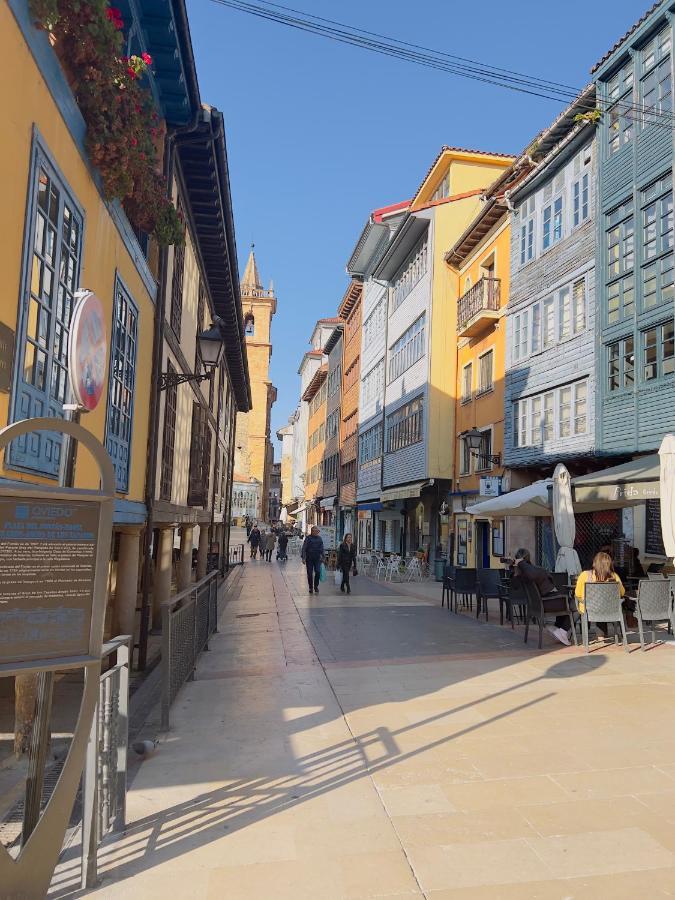 Piso En El Emblematico Barrio Antiguo De Oviedo Exterior foto